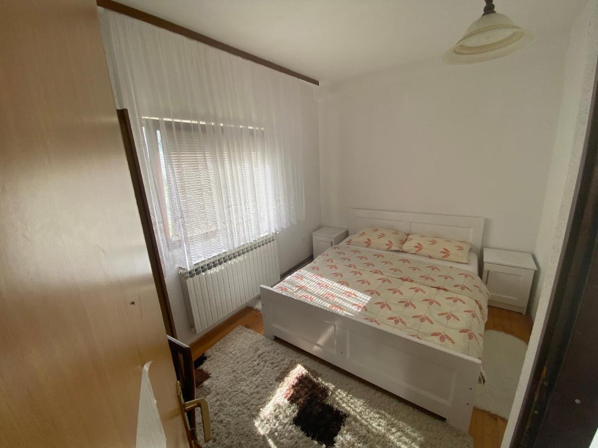 Lav Apartments Bihac Exterior photo